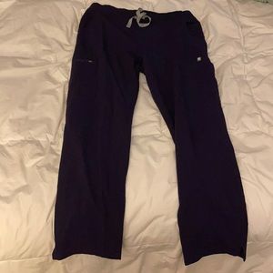 Figs skinny scrub pants